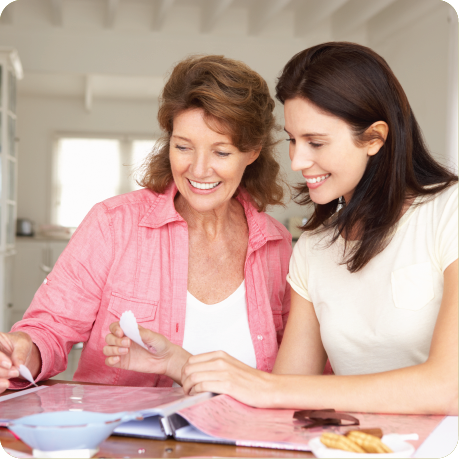 mum an daughter scrap book curved 01